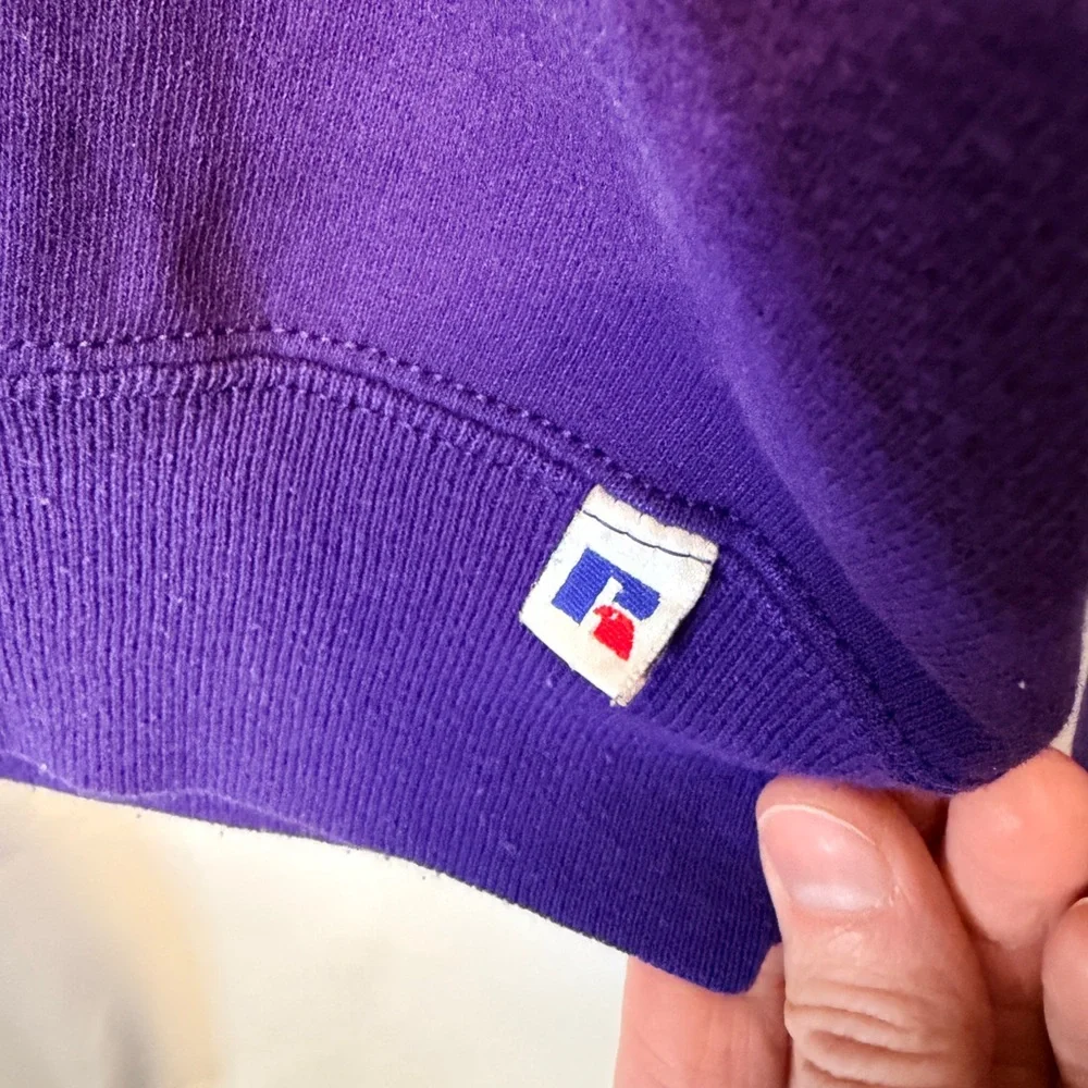 Vintage 90s Russell Athletic‎ Washington Huskies Size L Sweatshirt Purple USA